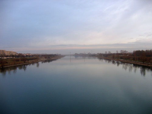  . An der schönen blauen Donau () - 3  2005