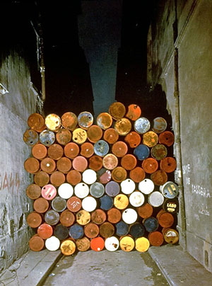 Fig. 5. Christo and Jeanne-Claude, Wall of Oil Barrels - Iron Curtain