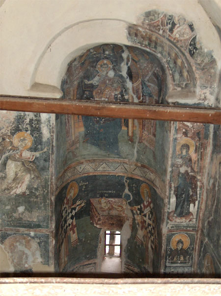 БЛАГОВЕЩЕНИЕ -  стенопис на предапсидната арка в черквата "Св. Богородица" в Долна Каменица, Пиротско (1323-1330 г.)