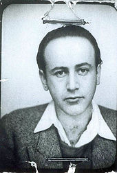 Паул Целан, паспортна снимка от 1938 г.