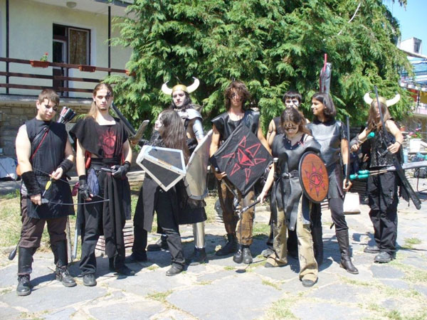 Част от членовете на клан „Урук”. 2 август 2008 г., х. „Академика”, с. Храбрино, Пловдивско