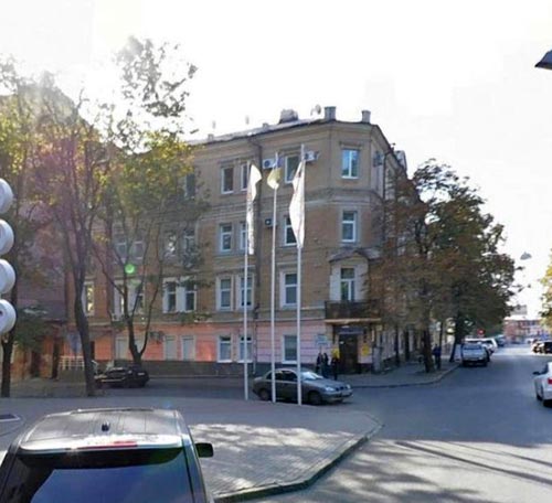 Илюстрация 6. Харков, ул. Гогол, № 13. Сграда, построена през 1875 г. Архитект: Андрей-Мориц А. Томсон. Съвременен изглед