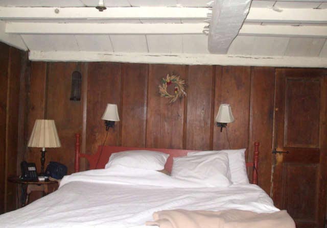 „Стаята на призраците” в 300-годишната страноприемница Уест сайд в Съдбъри