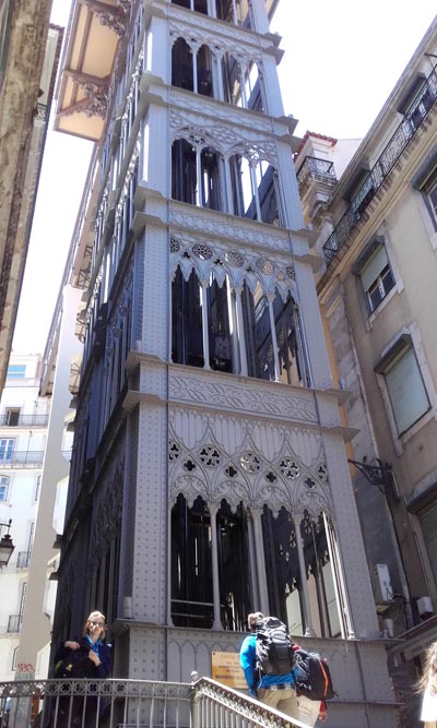Асансьорът Санта Жуста в Лисабон