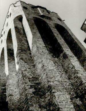 2. The Tower of Protosevast Hrelio Dragoval in the Rile Monastery - XIV century